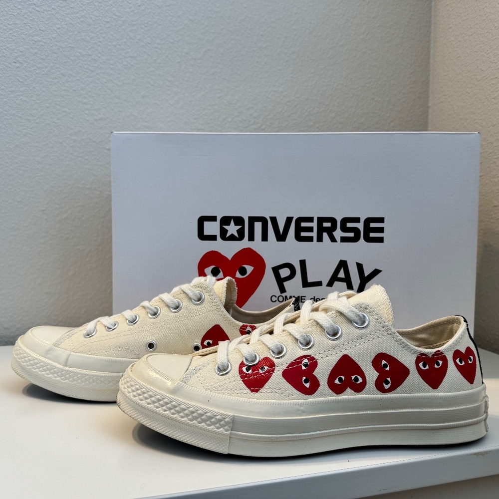 Comme des Garçons PLAY